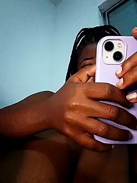 Snapshot of Daniela518 chatting on 03/11/26, 04:39 Daniela518 online show from 03/11/26, 04:39