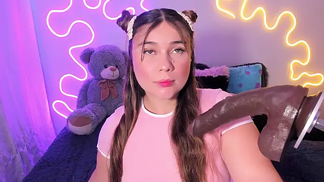 Snapshot of Isa_belaa chatting on 09/24/25, 03:40 Isa belaa online show from 09/24/25, 03:40