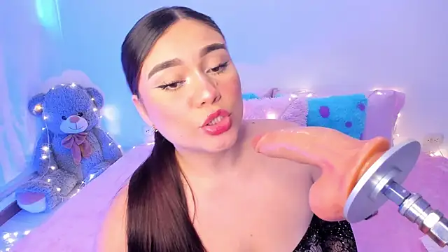 Snapshot of Isa_belaa chatting on 02/19/25, 03:05 Isa belaa online show from 02/19/25, 03:05