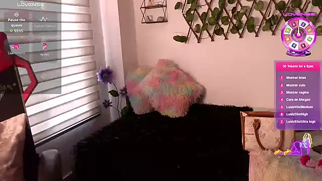 EmberEyes 999 online show from 11/04/25, 08:34