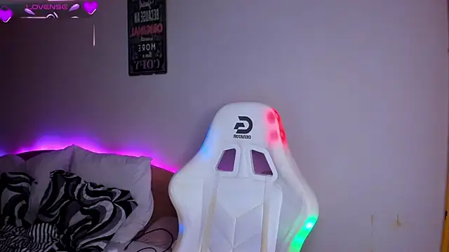 AdellaLoveX online show from 11/28/25, 05:40