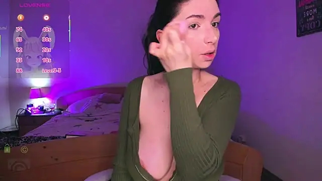 AdellaLoveX online show from 05/09/26, 03:43