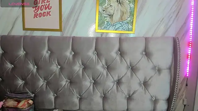 Snapshot of Sexy_adara_1b chatting on 12/17/24, 08:21 Sexy adara 1b online show from 12/17/24, 08:21