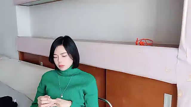 Linda-LL online show from 03/19/25, 06:03