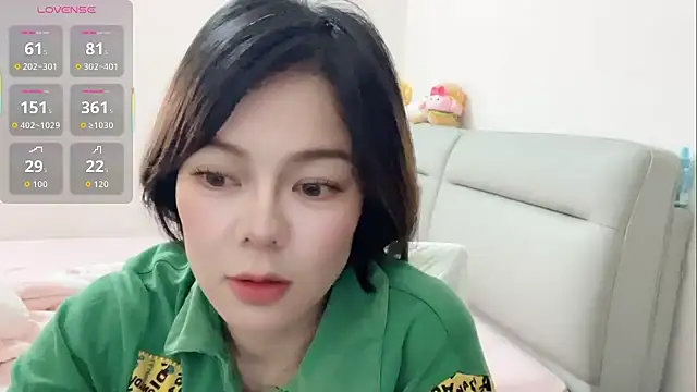 Linda-LL online show from 05/09/26, 03:04
