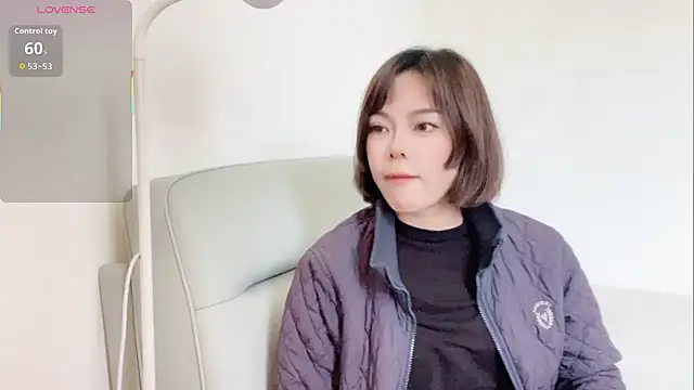 Snapshot of Linda-LL chatting on 12/02/25, 05:31 Linda-LL online show from 12/02/25, 05:31