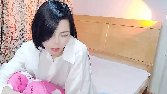 Linda-LL online show from 02/27/25, 06:02