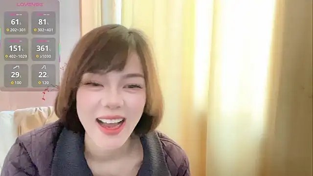 Snapshot of Linda-LL chatting on 12/04/25, 04:55 Linda-LL online show from 12/04/25, 04:55