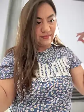 Iam  Cristal online show from 12/21/25, 08:42