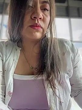 Iam  Cristal online show from 11/02/25, 07:41