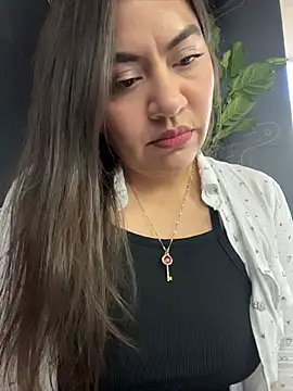 Iam  Cristal online show from 05/29/26, 10:49