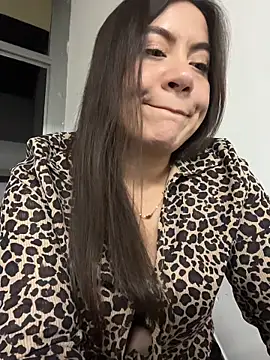 Snapshot of Iam__Cristal chatting on 06/11/26, 12:54 Iam Cristal online show from 06/11/26, 12:54