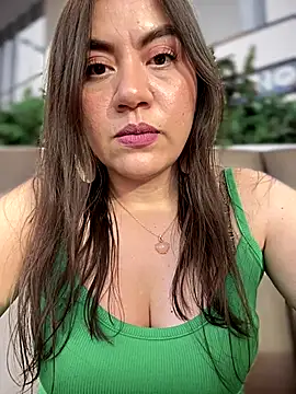 Iam  Cristal online show from 10/28/25, 09:36