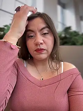 Iam  Cristal online show from 10/23/25, 09:35