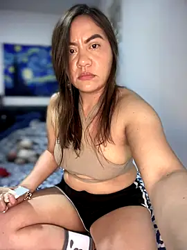 Iam  Cristal online show from 10/11/25, 12:11