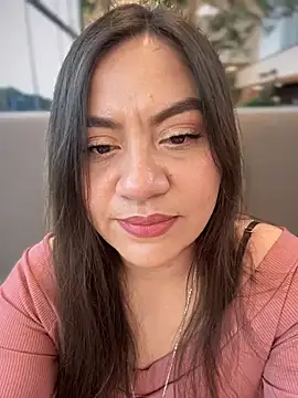 Iam  Cristal online show from 12/15/25, 09:20