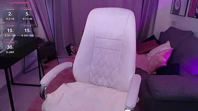 Fay Dunaway online show from 01/08/26, 02:12