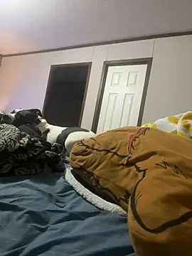 Snapshot of IvanaPlenty chatting on 02/09/25, 11:04 IvanaPlenty online show from 02/09/25, 11:04