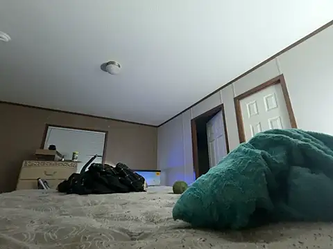 Snapshot of IvanaPlenty chatting on 10/09/25, 04:35 IvanaPlenty online show from 10/09/25, 04:35