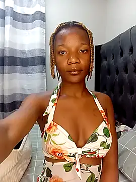 Snapshot of SHANTYBABE chatting on 09/23/25, 07:10 SHANTYBABE online show from 09/23/25, 07:10