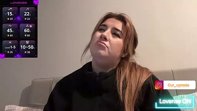 Snapshot of Curvy_Rosie99 chatting on 02/03/26, 06:46 Curvy Rosie99 online show from 02/03/26, 06:46