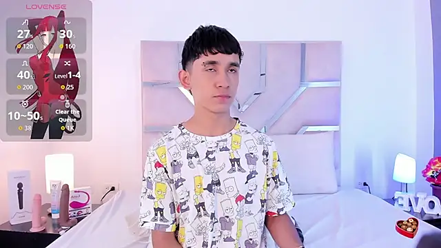 Snapshot of Thayler_jones chatting on 09/20/25, 11:26 Thayler jones online show from 09/20/25, 11:26