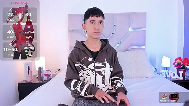 Snapshot of Thayler_jones chatting on 10/01/25, 08:57 Thayler jones online show from 10/01/25, 08:57