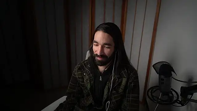 Snapshot of Your_Ice_cream chatting on 02/15/26, 11:14 Your Ice cream online show from 02/15/26, 11:14