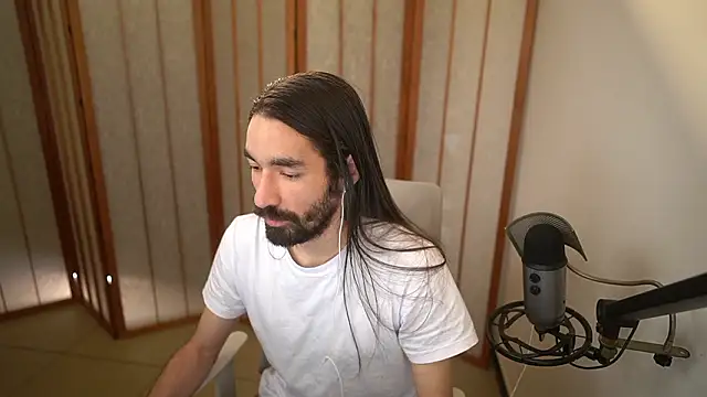 Snapshot of Your_Ice_cream chatting on 02/17/26, 07:22 Your Ice cream online show from 02/17/26, 07:22