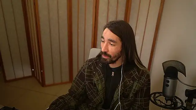 Snapshot of Your_Ice_cream chatting on 03/17/26, 03:59 Your Ice cream online show from 03/17/26, 03:59