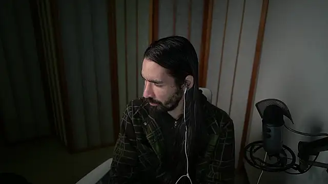 Snapshot of Your_Ice_cream chatting on 02/12/26, 01:05 Your Ice cream online show from 02/12/26, 01:05