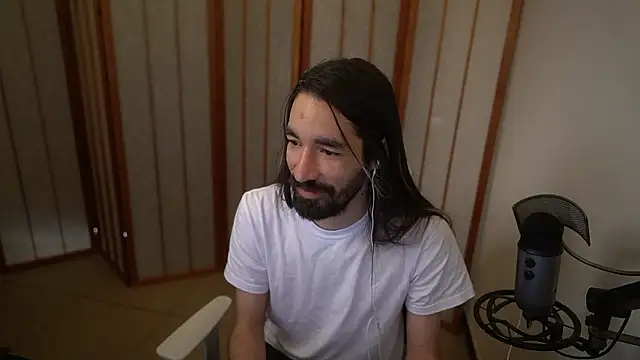 Snapshot of Your_Ice_cream chatting on 03/19/26, 03:34 Your Ice cream online show from 03/19/26, 03:34