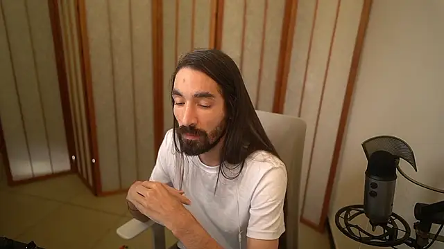 Snapshot of Your_Ice_cream chatting on 03/25/26, 03:22 Your Ice cream online show from 03/25/26, 03:22