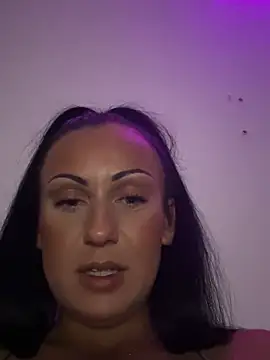 Snapshot of SweNatasha chatting on 12/12/24, 09:04 SweNatasha online show from 12/12/24, 09:04