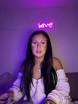 Snapshot of SweNatasha chatting on 01/23/25, 10:22 SweNatasha online show from 01/23/25, 10:22