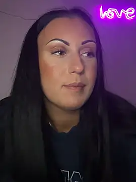 Snapshot of SweNatasha chatting on 12/12/24, 12:27 SweNatasha online show from 12/12/24, 12:27