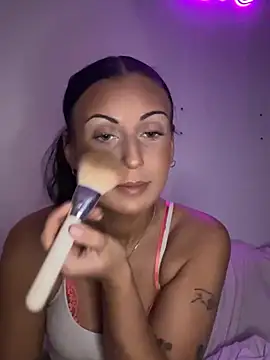 Snapshot of SweNatasha chatting on 12/09/24, 07:39 SweNatasha online show from 12/09/24, 07:39