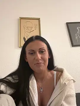 Snapshot of SweNatasha chatting on 01/14/25, 09:09 SweNatasha online show from 01/14/25, 09:09