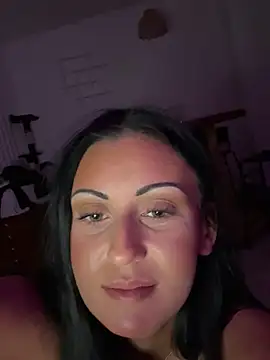 Snapshot of SweNatasha chatting on 12/11/24, 01:26 SweNatasha online show from 12/11/24, 01:26