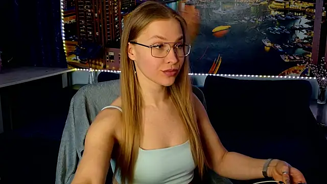 Snapshot of pusyavykusya chatting on 02/20/26, 11:12 pusyavykusya online show from 02/20/26, 11:12