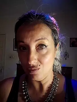 DesireSatler online show from 11/28/25, 02:56