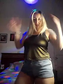 DesireSatler online show from 11/21/25, 03:16