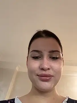 KikiWatson online show from 12/19/25, 09:55