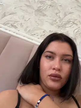 KikiWatson online show from 02/08/26, 07:17