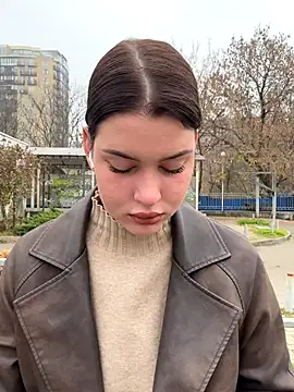 KikiWatson online show from 11/10/25, 07:02