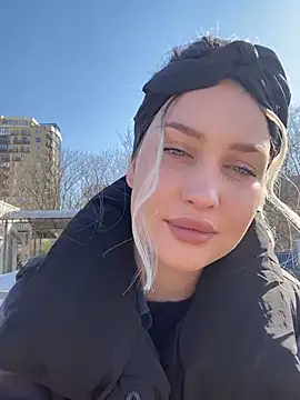 KikiWatson online show from 03/09/25, 07:12