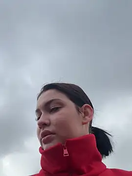 KikiWatson online show from 12/01/25, 07:31