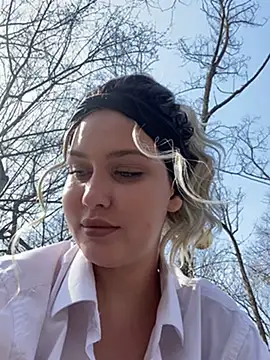 KikiWatson online show from 03/10/25, 10:18