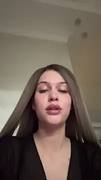 KikiWatson online show from 02/28/26, 08:30