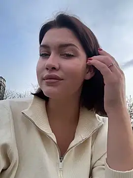 KikiWatson online show from 11/20/25, 07:09